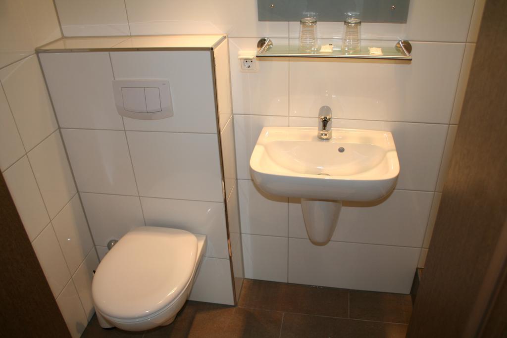 Hotel Lindenhof Essen Oda fotoğraf